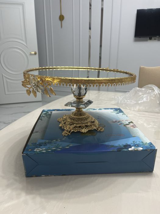 продам новую тортницу