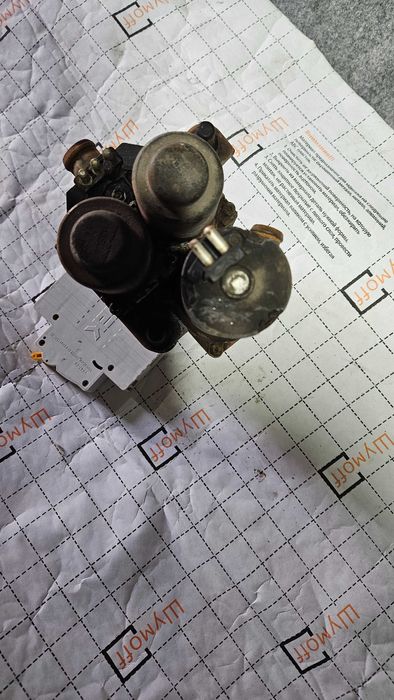 клапана печки на мерседес 140 .