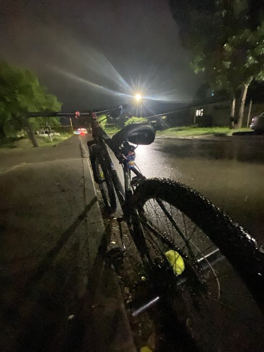 Стант, горныи велосипед