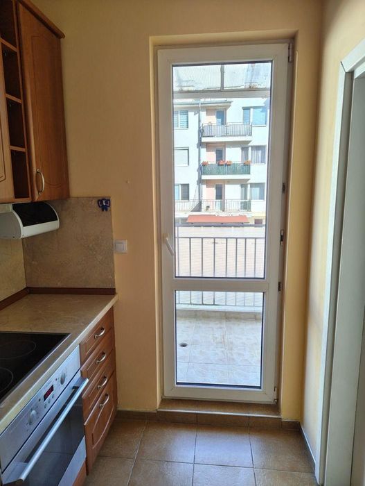 Дава се под наем Тристаен апартамент в София, Младост 4 - 90 кв.м за 662.49 € - Снимка #4