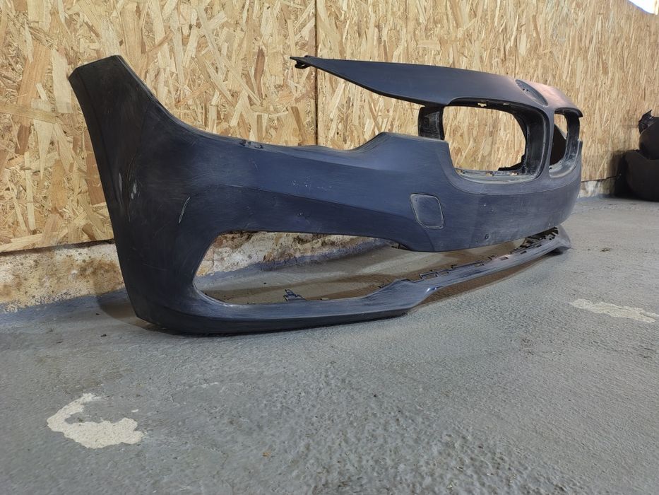 Bara fata BMW seria 3 F30 LCI an 2016-2019