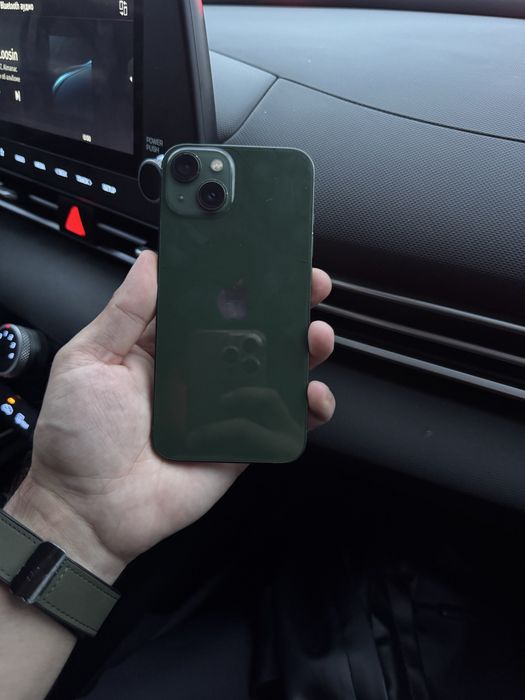 Продам телефон Айфон 13 128Gb