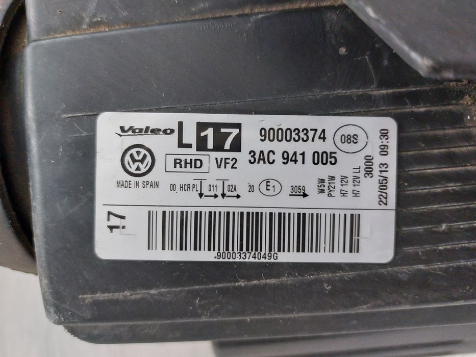 Far faruri stanga dreapta vw passat b7 halogen originale