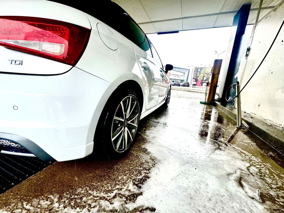Audi A1 Audi A1 , S-Line , Sportback 1.6 TDI DSG 2015, S-Tronic ,105CP