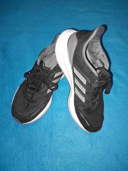 Кроссовки Adidas Оригинал 36 р.