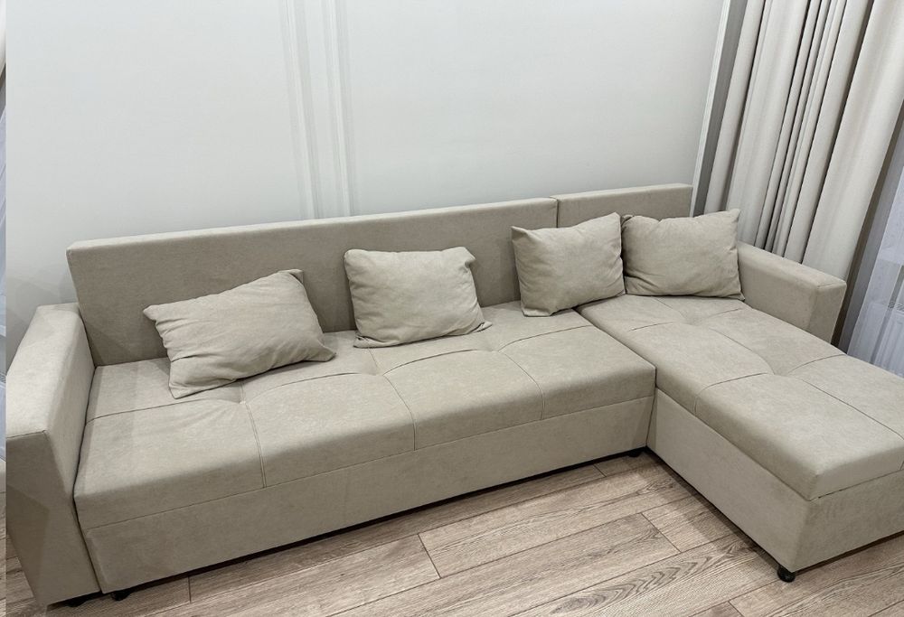 Продам диван угловой новый