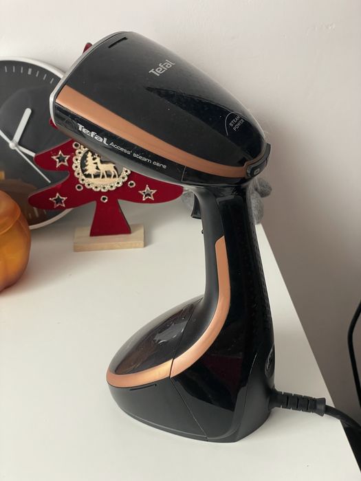 Aparat de calcat vertical cu abur Tefal Access Steam Care