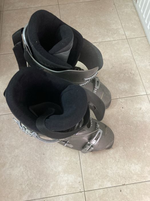 Обувки за ски спортове