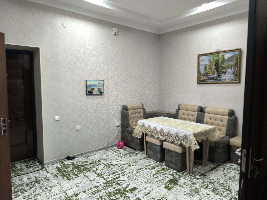 Uy sotiladi 103 kv metr srochniy