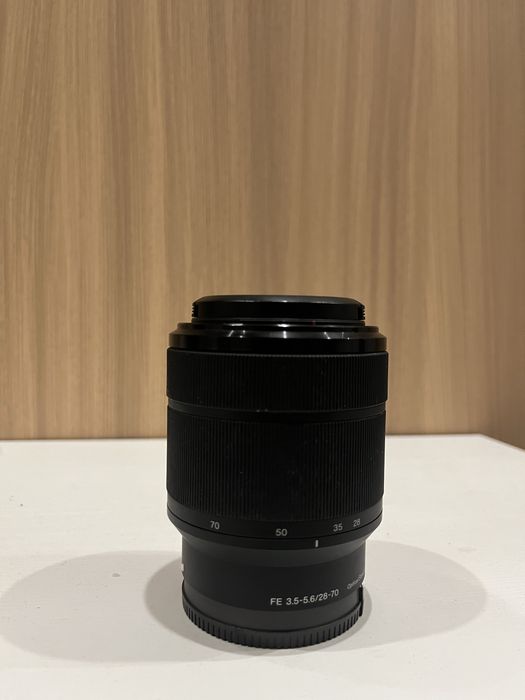 Обьектив sony FE 3.5 - 5.6 / 28-70