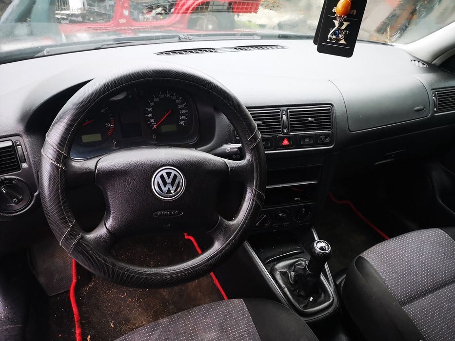 Голф 4 1.9пд 6ск. 131к.с на части