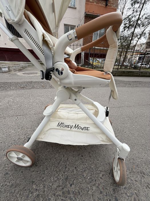 Продам коляску дрон-Mickey Mouse