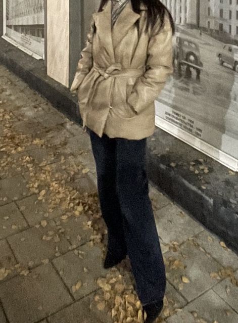 Продам теплую женскую куртку