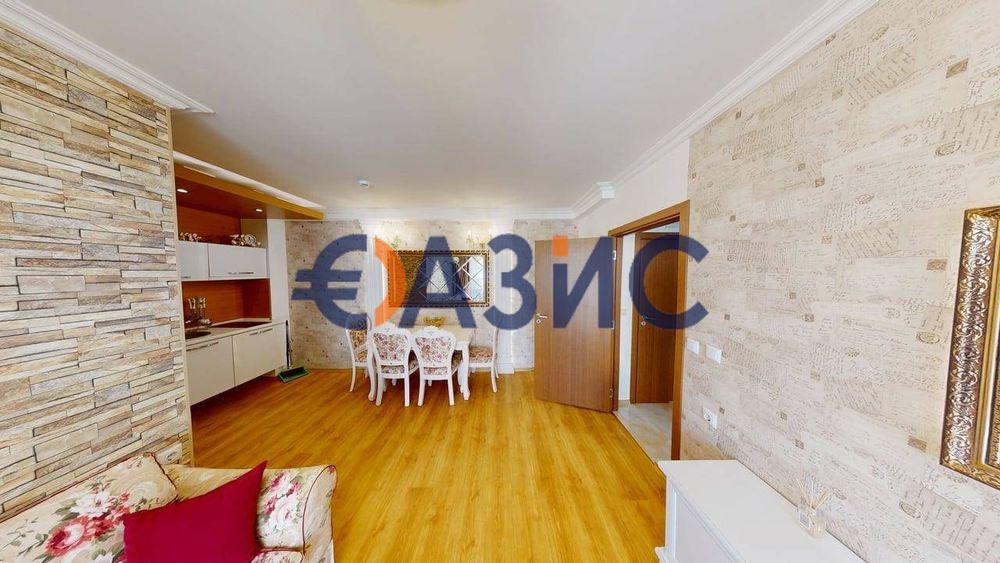 Продава се Двустаен апартамент в к.к. Слънчев бряг - 64 кв.м за 988 €/кв.м - Снимка #6