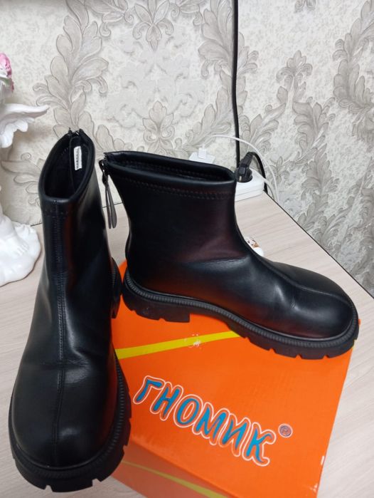 Продам сопоги осенние,весенние.