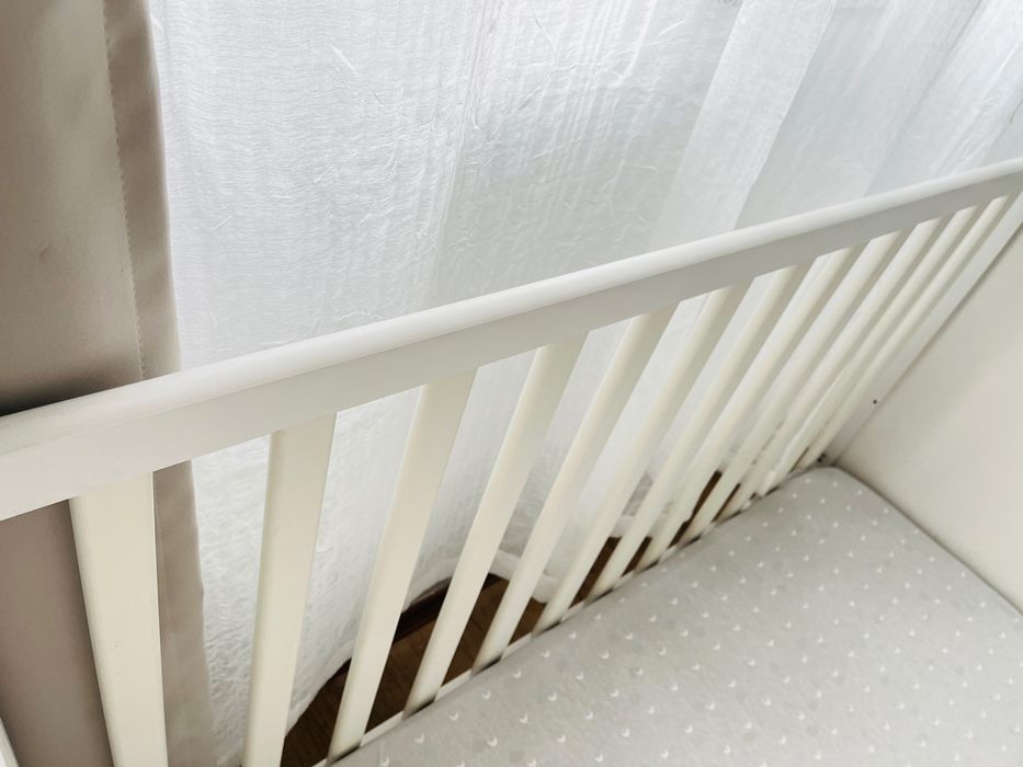 IKEA Бебешко Креватче/ Легло + 60x120 см Бяло SUNDVIK + подарък матрак
