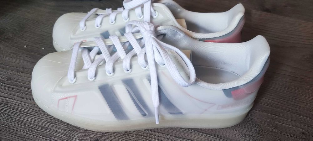 Маратонки Adidas Super Hero SHELL ЧИСТО НОВИ!