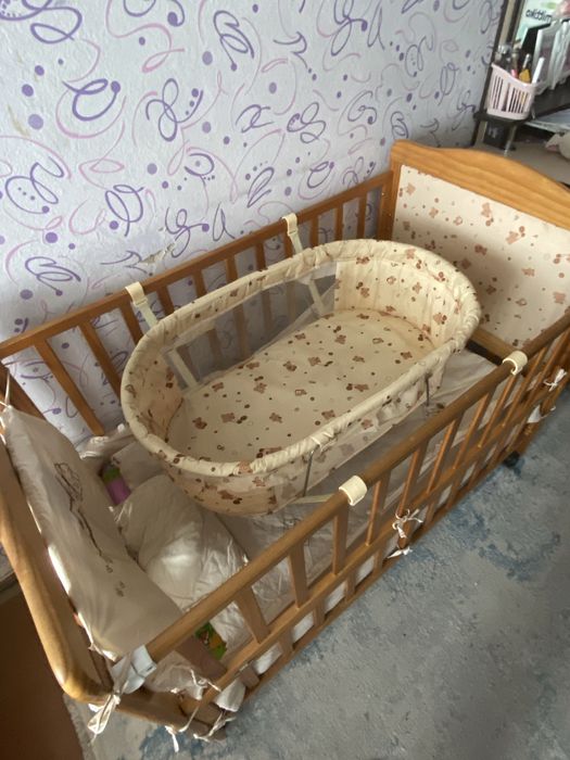 Продам кроватку