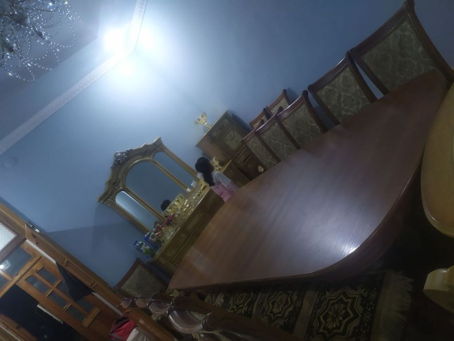 Продаю стул и стол