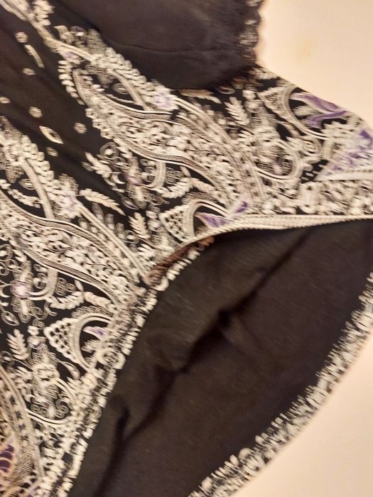 Bluză elegantă cu dantelă - M