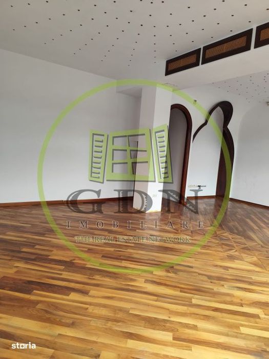 Birou Premium 220 mp – 3 incaperi, finisaje de lux – Etaj 2, malul