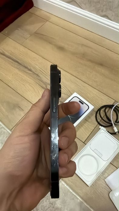 Iphone 14 pro в идеаном состояний