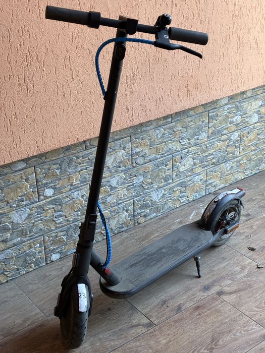 Xiaomi Electric Scooter 4, inca e in garantie.