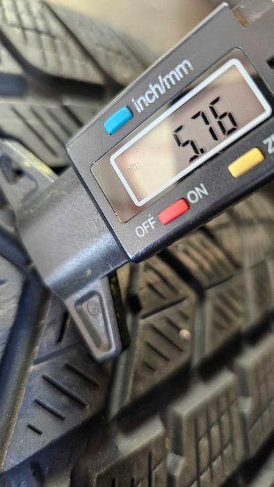 Anvelope Pirelli 295 35 21 iarna