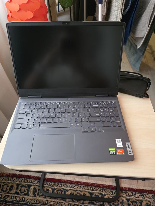 Laptop gaming Lenovo LOQ 15APH8 RTX 4060
