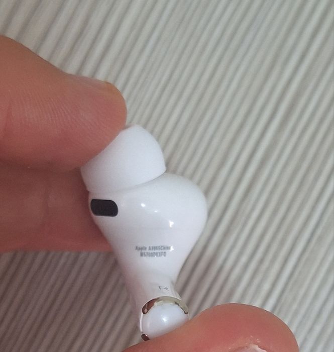 Vând Airpods Pro 3