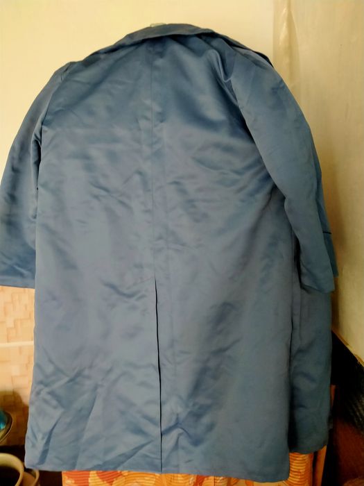 Плащ женский 52 размера серый