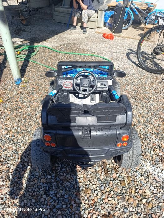 Продам электромобиль