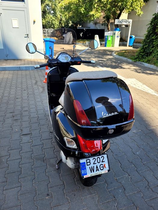 Piaggio Vespa 250 GTS