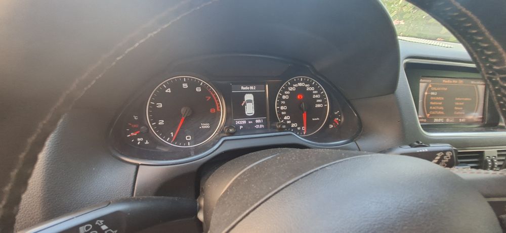 Vand/ Schimb Audi Q5 2011 2.0 tfsi 211cp 4x4 quatro