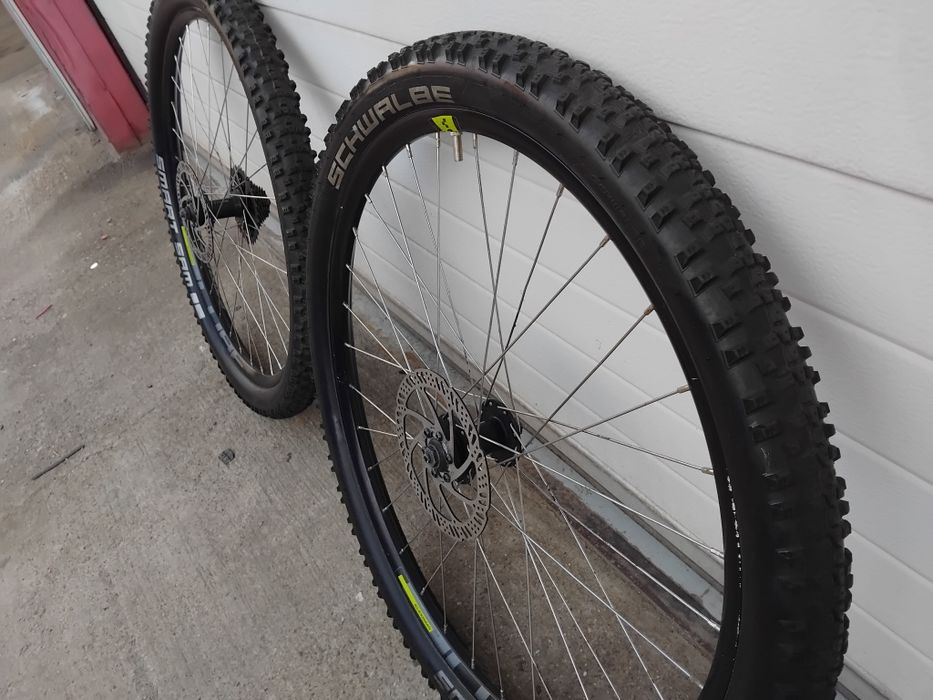 Vând roti bicicleta cube