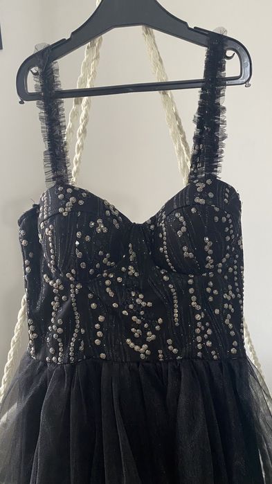 Rochie midi de ocazie