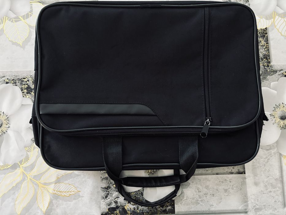 Продам сумку для ноутбука