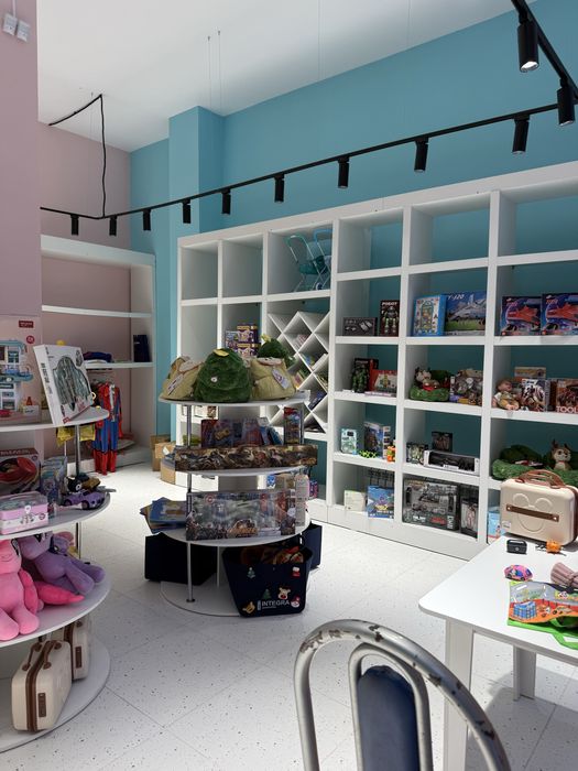 Мебель для магазина отдам бесплатно