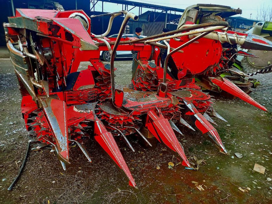 Claas Jaguar 850 . kombainlarimiz yetib keldi. Xolati ideal.