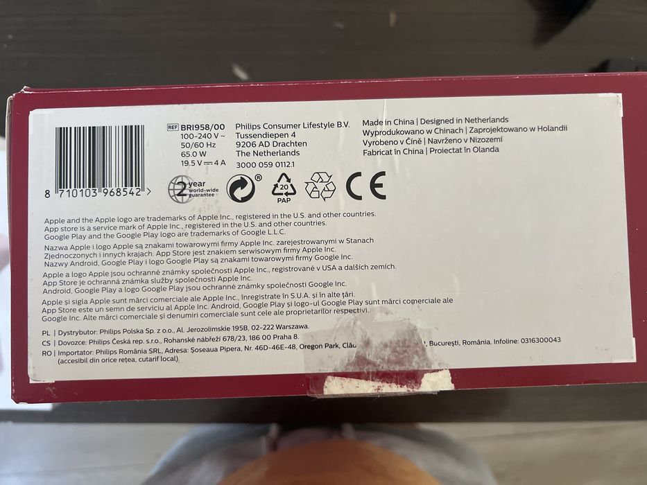 Фотоепилатор Philips lumea 9000