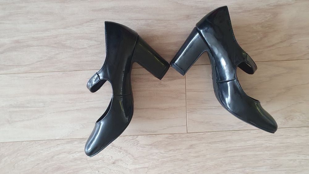 Дамски обувки Tu, УК3