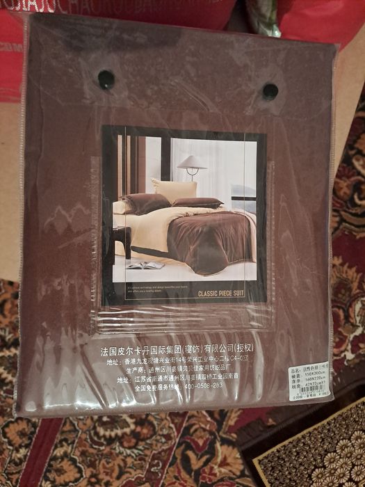 Постельное белье , односпальные