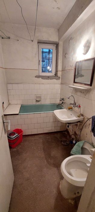 aprtament  2 camere   petrosani