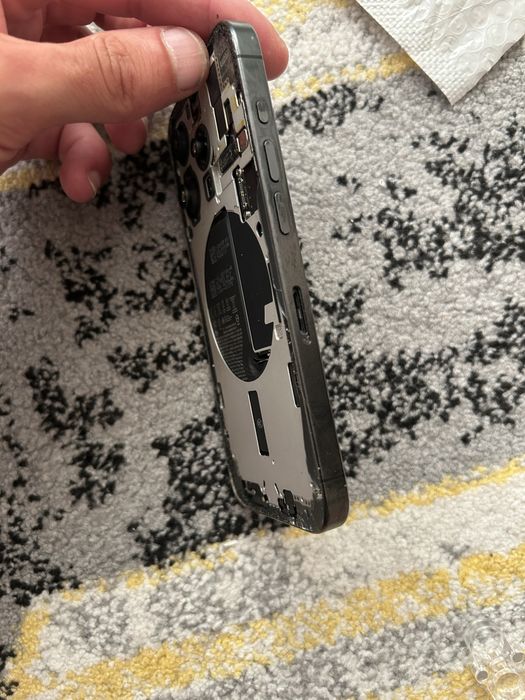 Piese iPhone 15 Pro