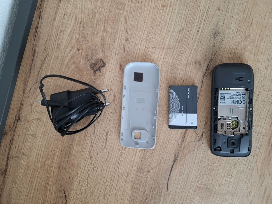 Nokia C2 01 liber de rețea, aspect impecabil
