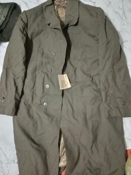 Фурашка,пилотка,галстук,какарда.Бушлат зимний,Куртка,Шинель,Плащь