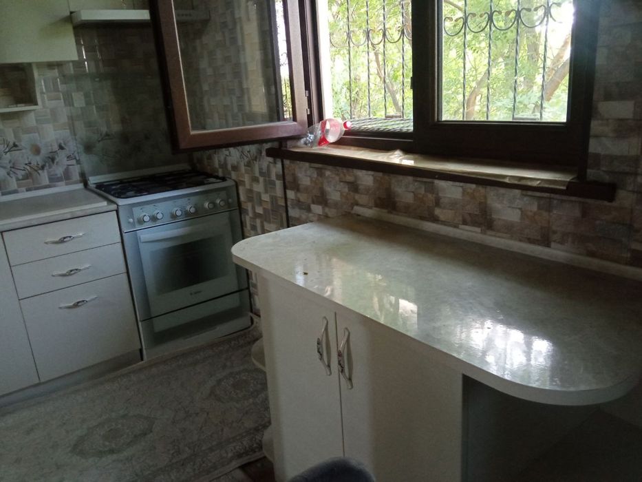 Сдаётся квартира ,в яшнабаде,(крестик) 4х комнатная