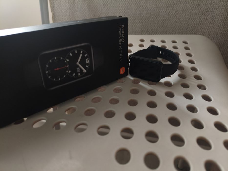 Продам часы XIAOMI Smart Band 7 Pro