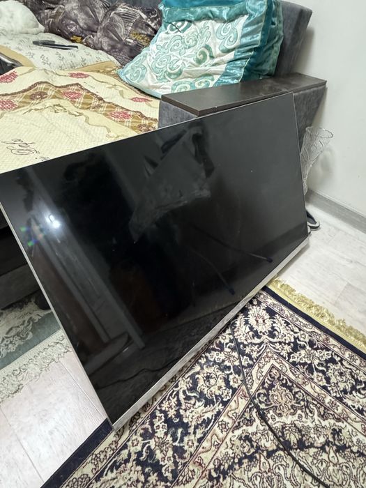 Телевизор LG smart (ЧИТАЙТЕ ОПИСАНИЕ!)