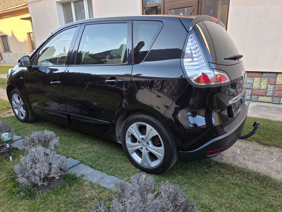 Renault Scenic 3 an 2013 motor 1.6dci